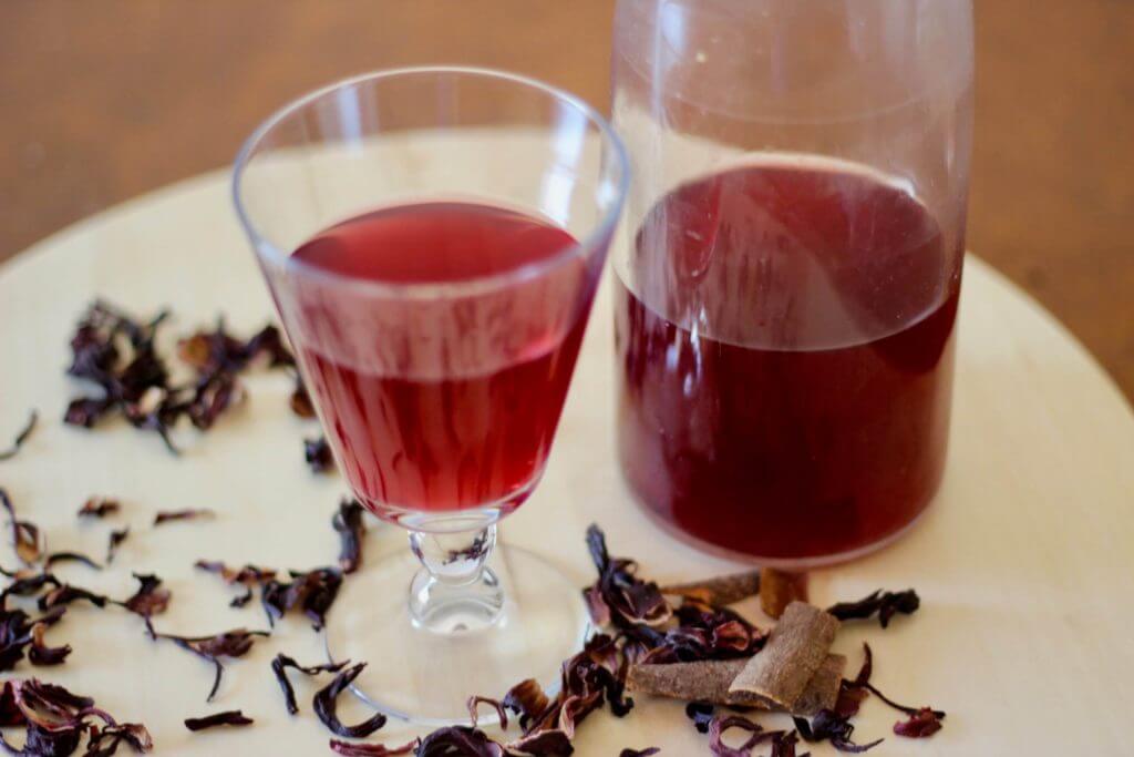 como-fazer-Chá-de-Hibisco