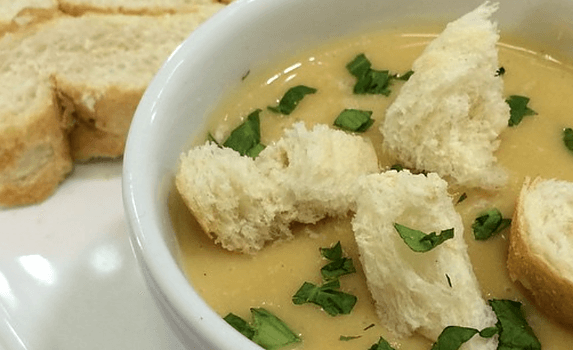 Sopa de feijão branco e batata