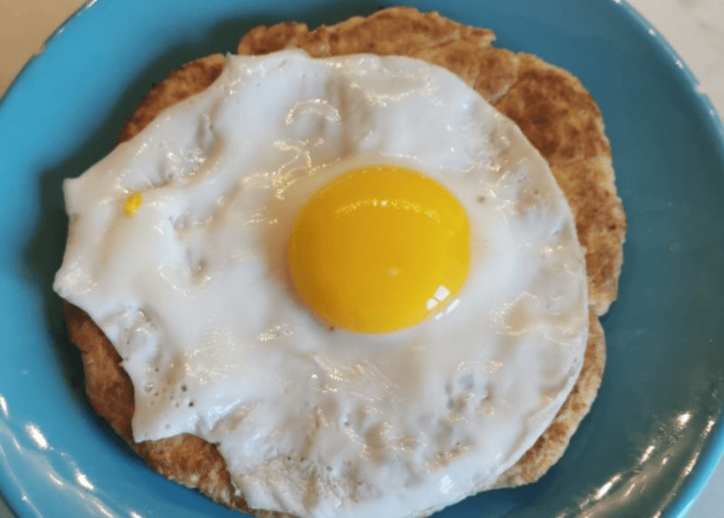 Pão lowcarb com ovo